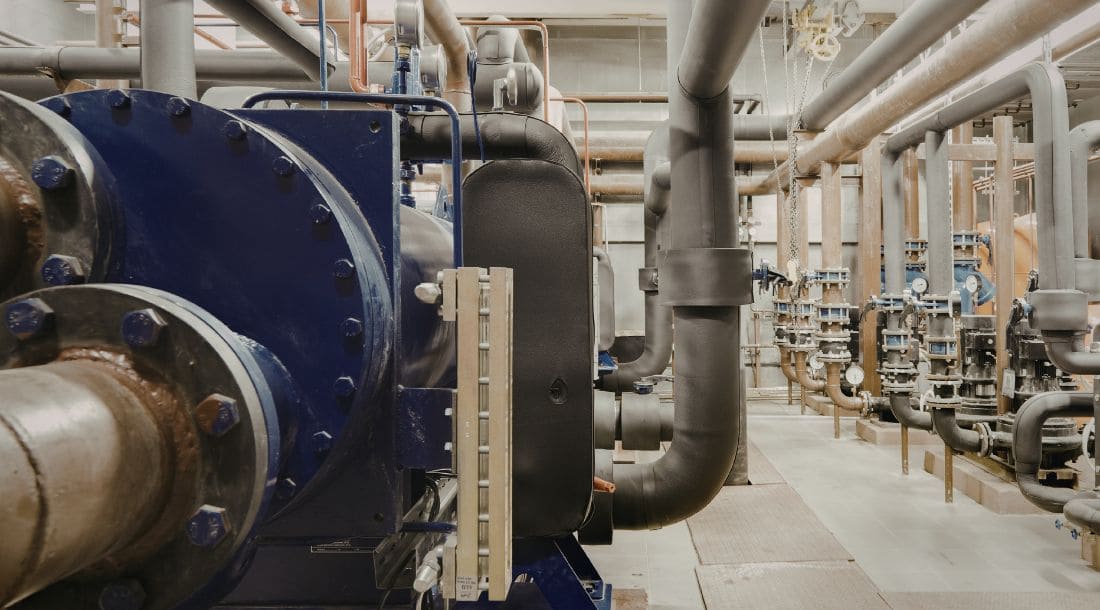 Mejora de la productividad en planta industrial mediante optimización Lean.